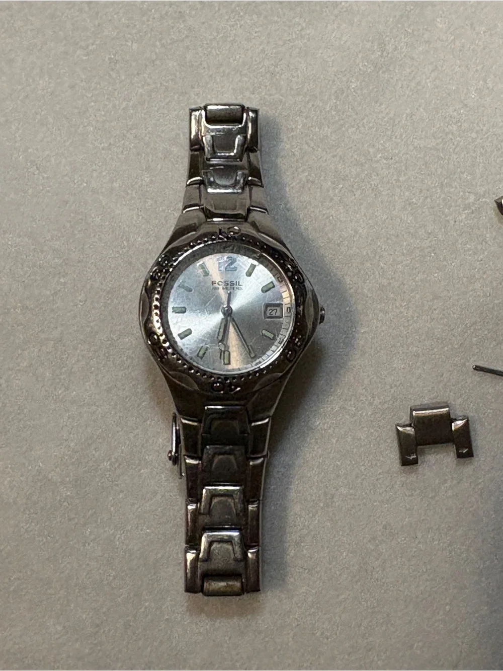 Fossil Silver-Tone Women's Bracelet Watch with Light Silver Dial